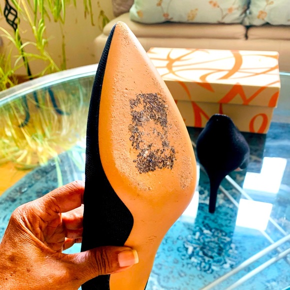 ✨ Via Spiga✨ Black V-Idalis Textured Leather Pumps - Picture 10 of 13